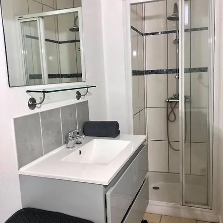 Apartment Aventure A *